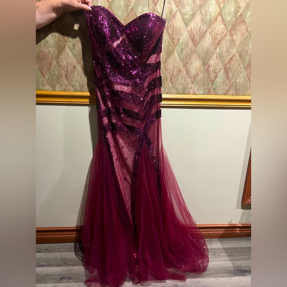 RoyalQueen collection Maxi Dress